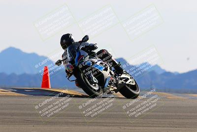 media/Jan-08-2022-SoCal Trackdays (Sat) [[1ec2777125]]/Turn 9 (125pm)/